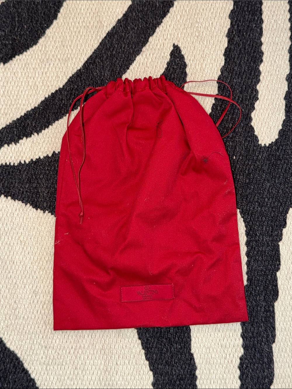 VALENTINO 🚨❤️ DUST BAG